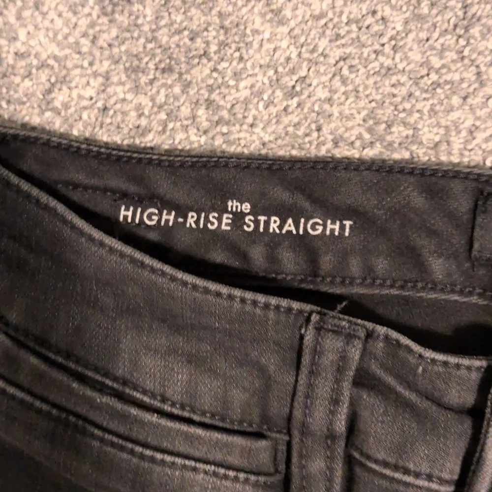 Liverpool The High Rise Straight Raw Hem Black Jeans Size 6/28 - Picture 3 of 9